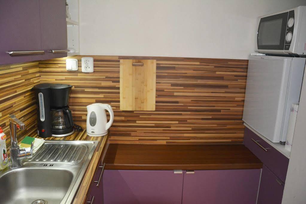 Apartmany Machek ปราก ภายนอก รูปภาพ